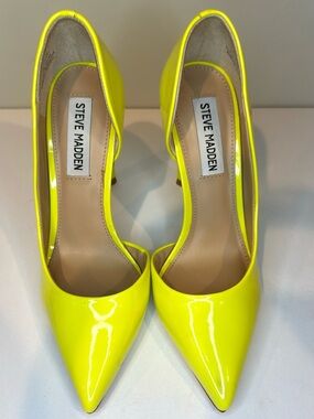 Steve Madden Alleviate Neon Yellow Patent D'Orsay Pointed Toe Pumps Size 6M